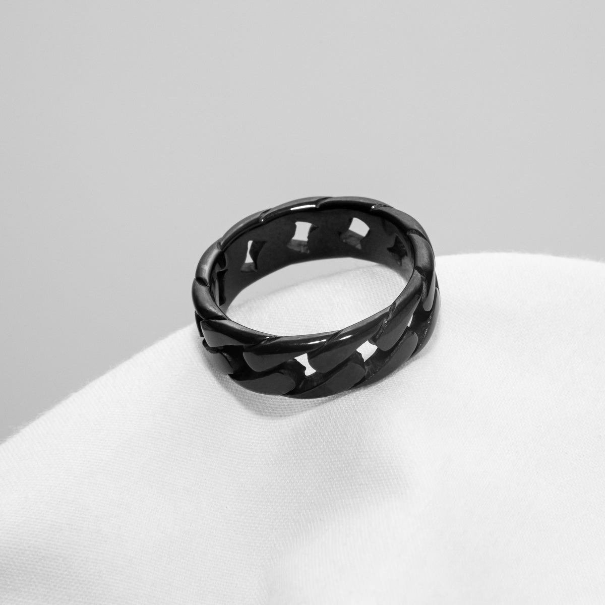 Men's Black Chain Link Ring