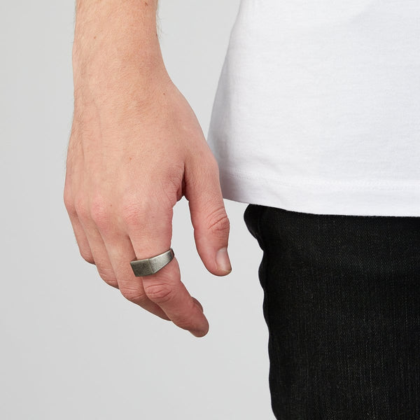 Men’s Gunmetal Rectangle Signet Ring - ETRNL