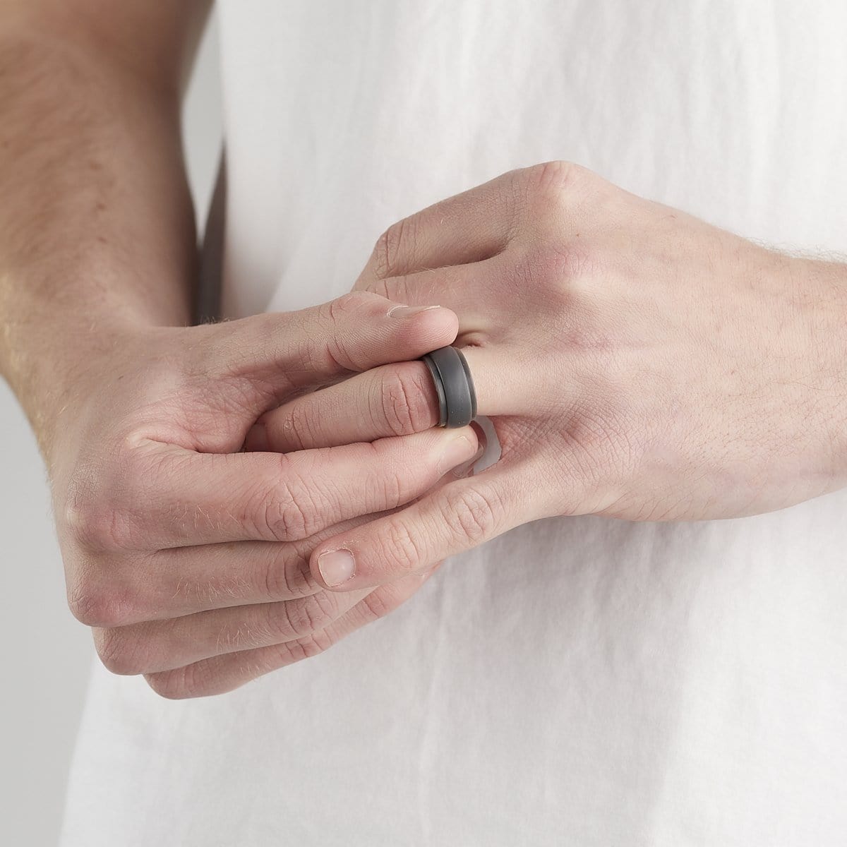 Men’s Stepped Edge Silicone Ring